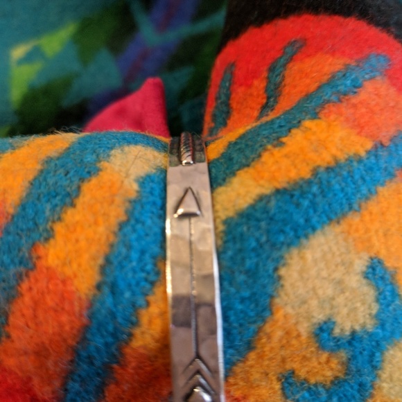 Silpada "Arrow Dynamic Bangle"925 NWT - Picture 4 of 5